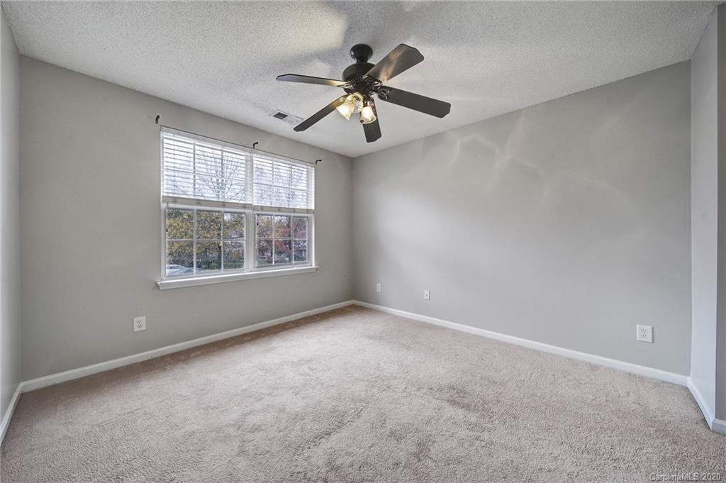 212 Butler Place Fort Mill, SC 29715 - Photo 33 of 37 Gallery Image 33