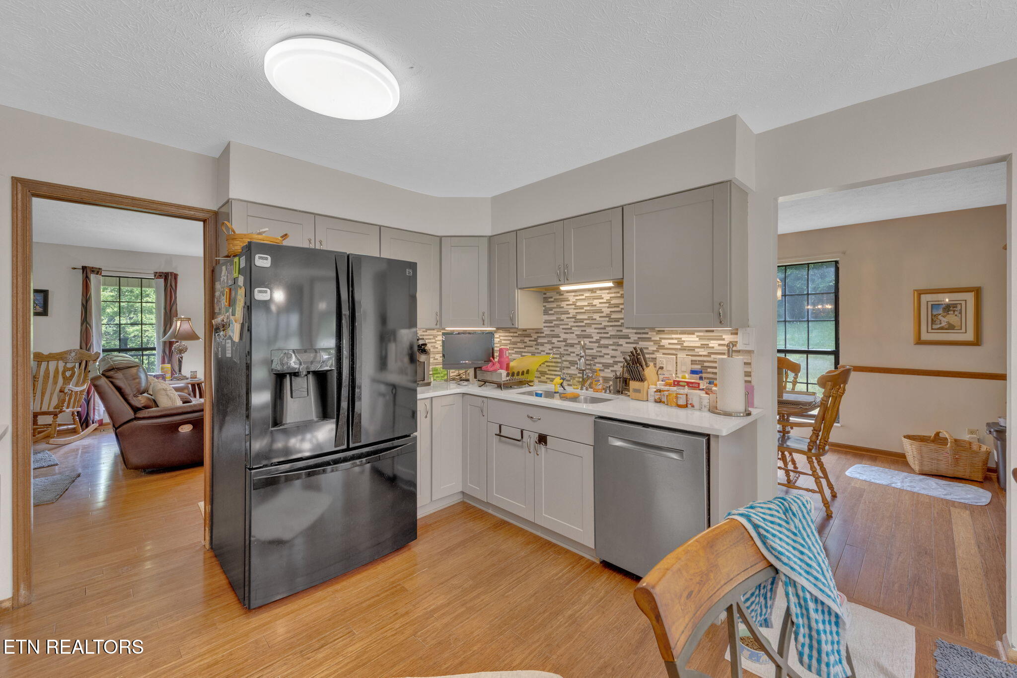 243 Bunch Lane Clinton, TN 37716 - Photo 25 of 47 33-web-or-mls-M50A6561