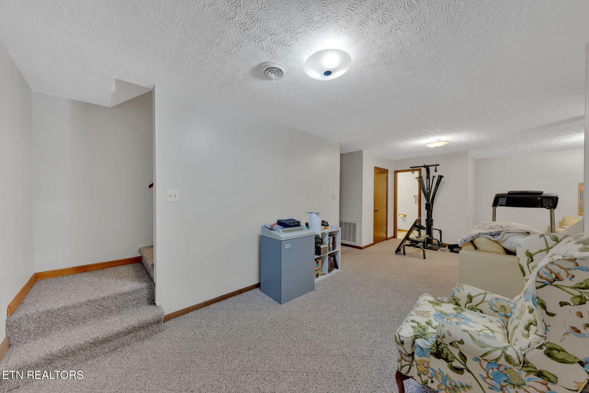 243 Bunch Lane Clinton, TN 37716 - Photo 37 of 47 47-web-or-mls-M50A6618