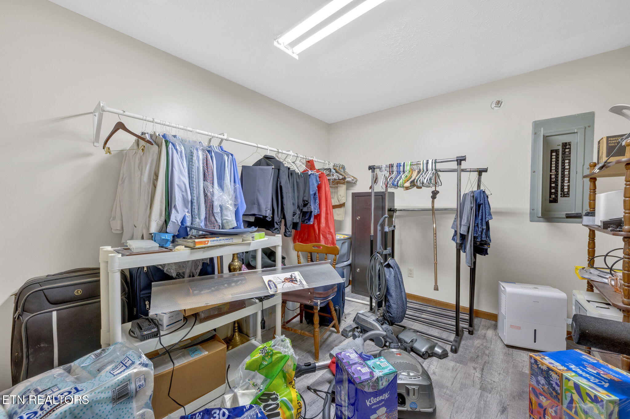 243 Bunch Lane Clinton, TN 37716 - Photo 42 of 47 40-web-or-mls-M50A6591