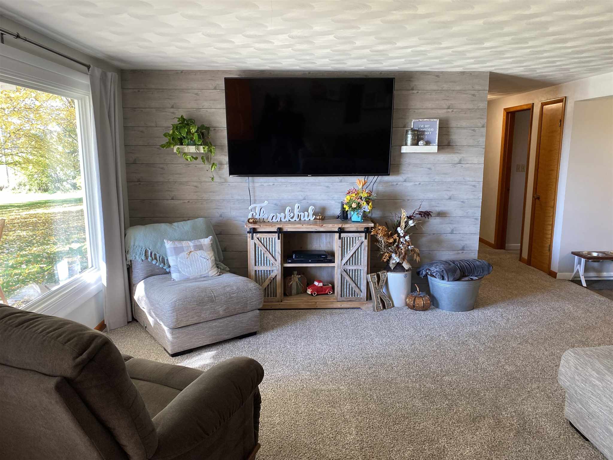 11620 Hildebrand Road Fort Wayne, IN 46818 - Photo 8 of 36