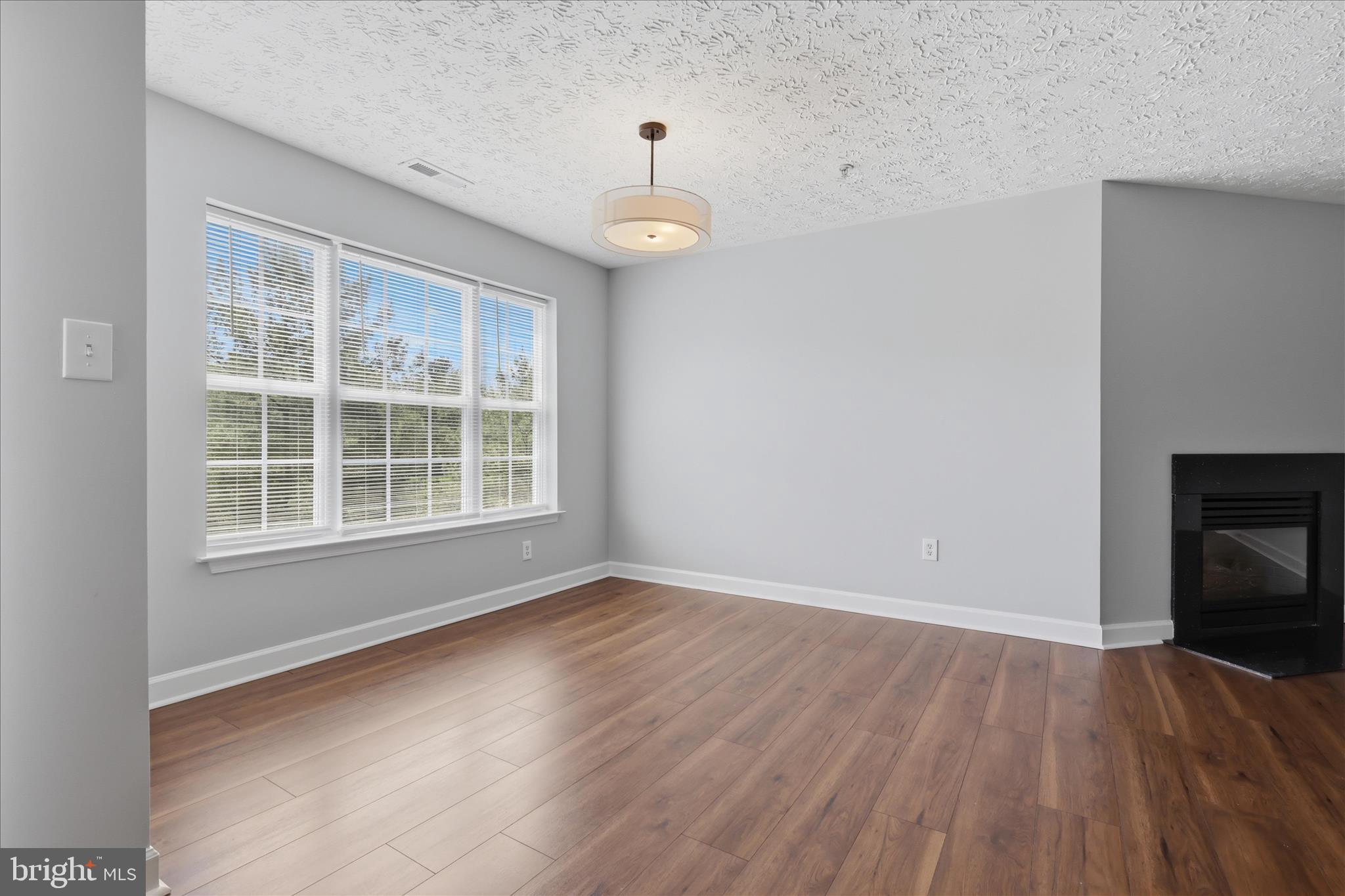 6343 Springwater Terrace, Unit 1032 Frederick, MD 21701 - Photo 10 of 28 IMG_9069