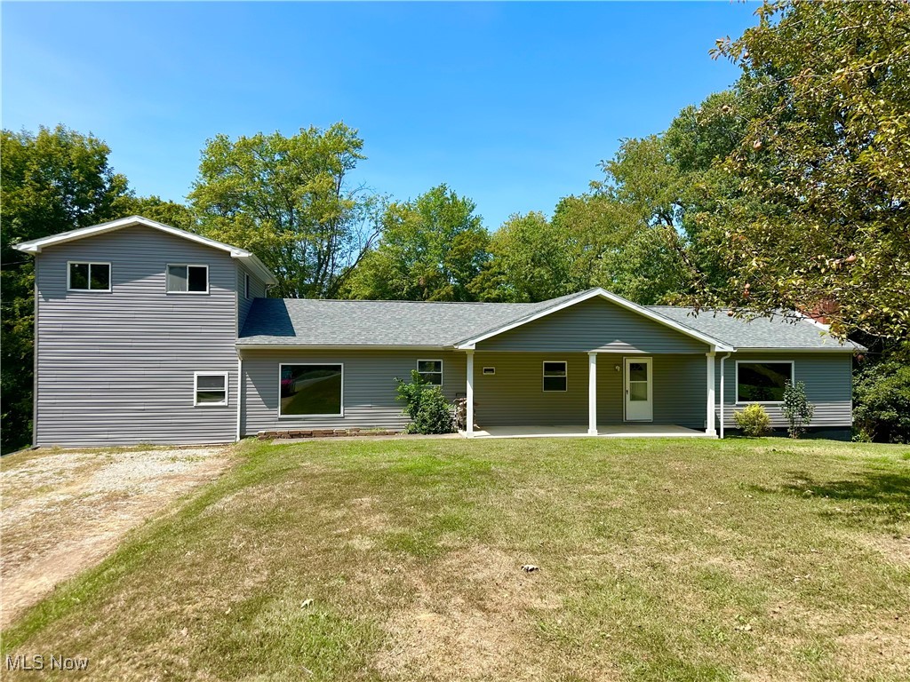 2372 Oak Grv Ext Road St. Marys, WV 26170 - Photo 2 of 23 View of front of property with a front lawn