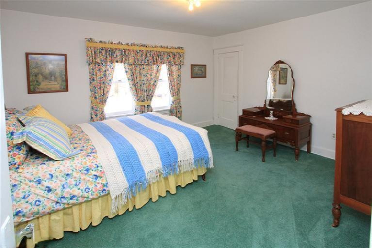 2024 Centeridge Road Kalamazoo, MI 49008 - Photo 12 of 18 Additional Photo