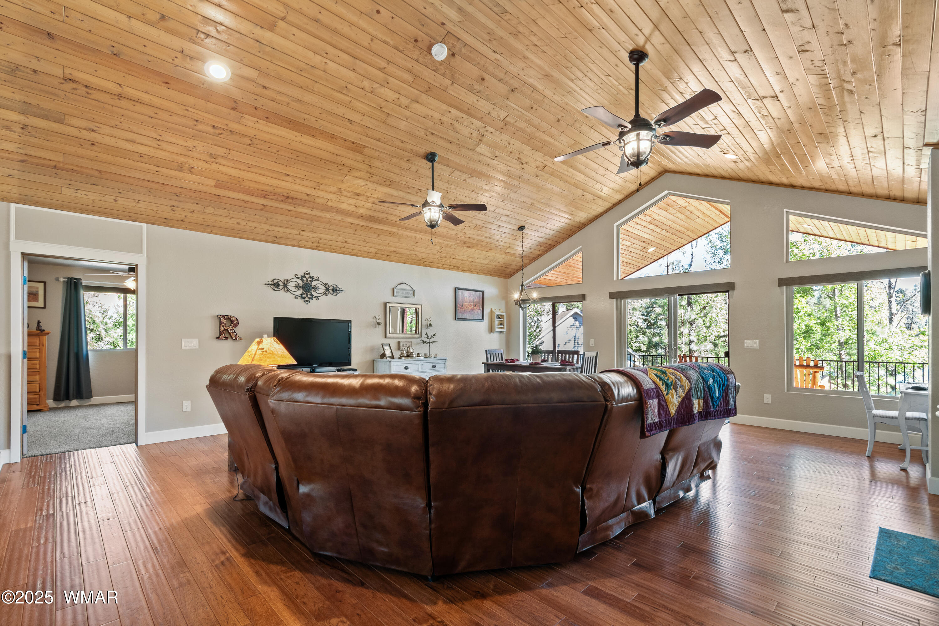 8173 White Oak Road Pinetop, AZ 85935 - Photo 35 of 79 Loft Living
