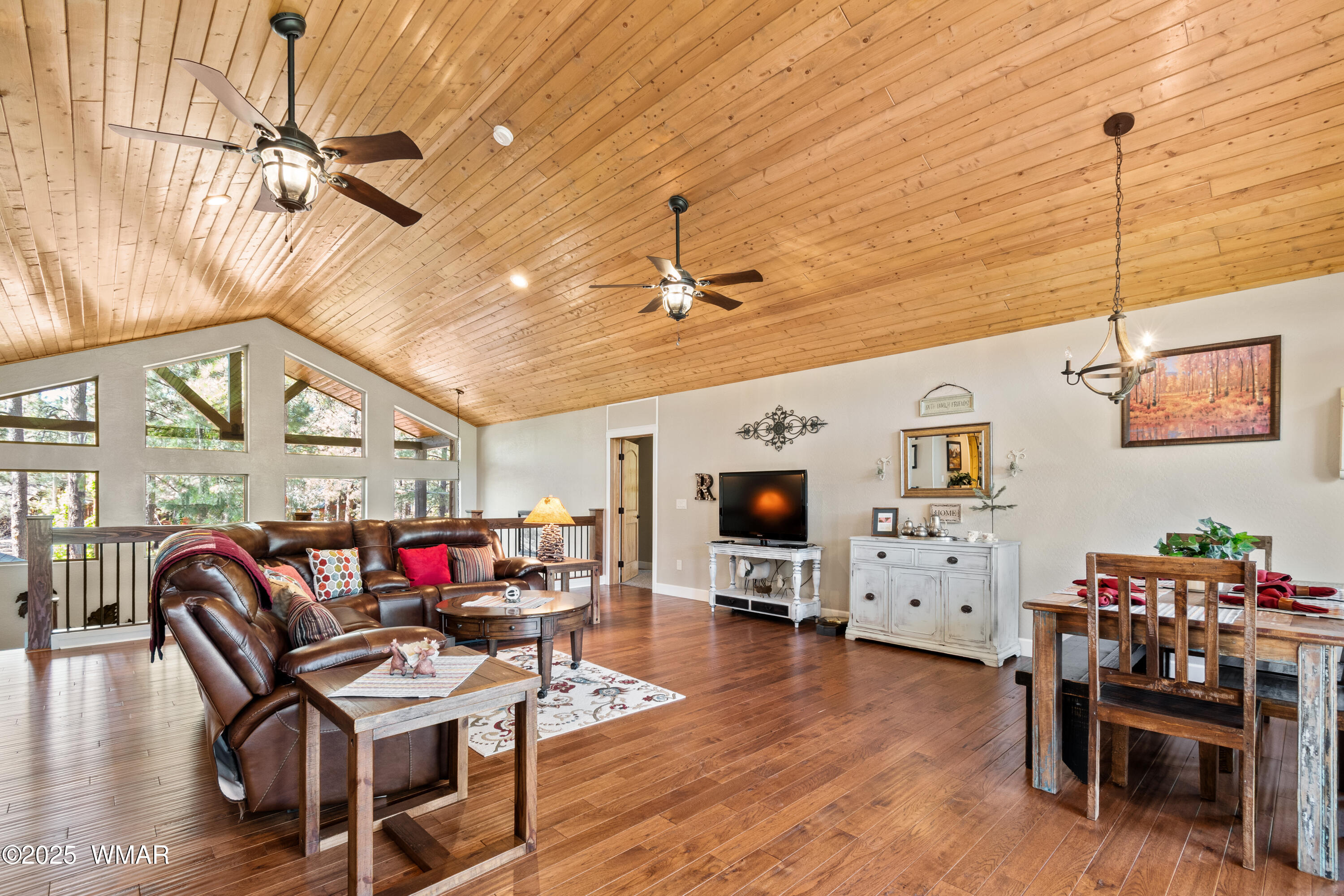 8173 White Oak Road Pinetop, AZ 85935 - Photo 36 of 79 Loft Living