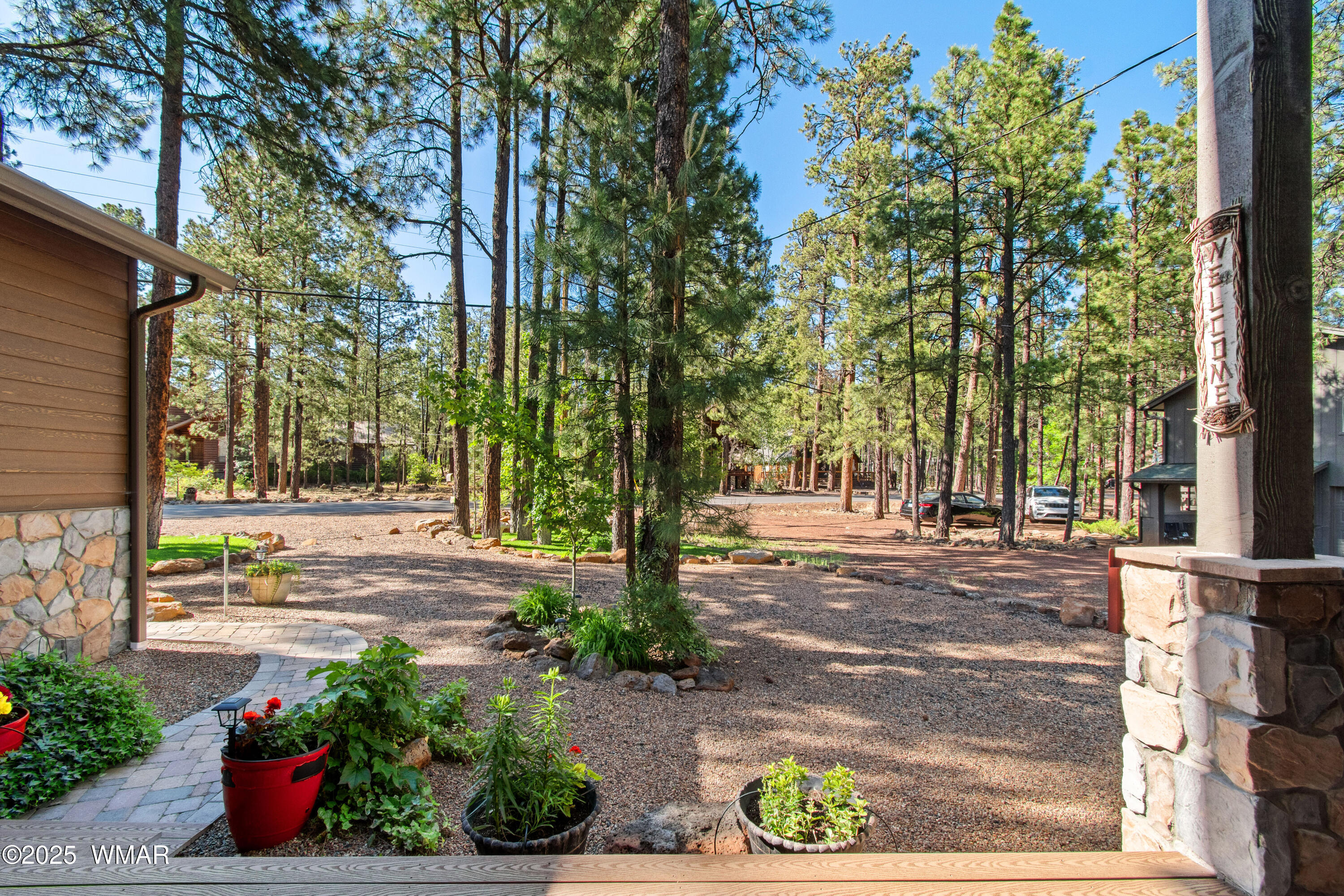 8173 White Oak Road Pinetop, AZ 85935 - Photo 5 of 79 Front View