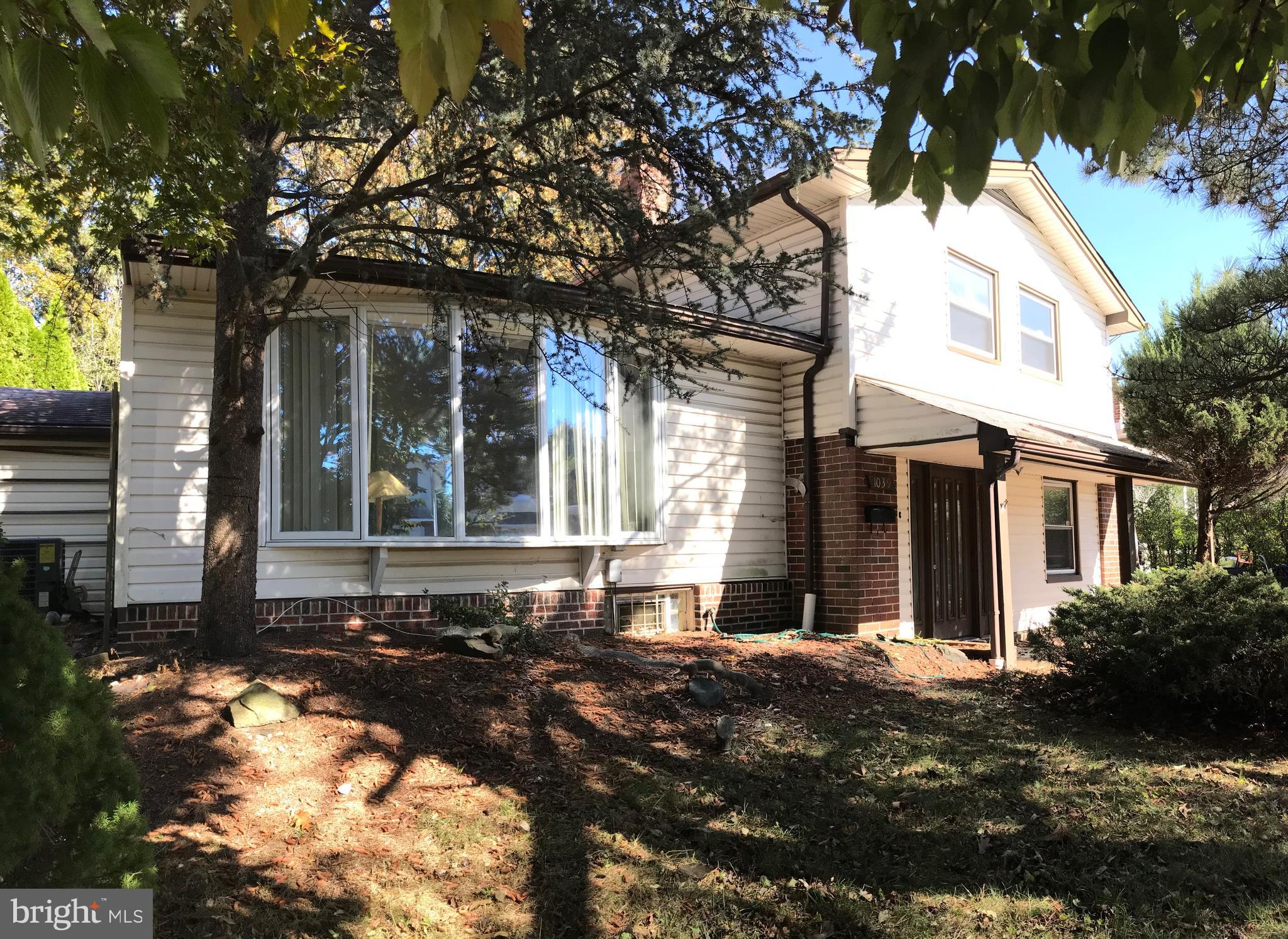 1039 Alpena Road Philadelphia, PA 19115 - Photo 1 of 24