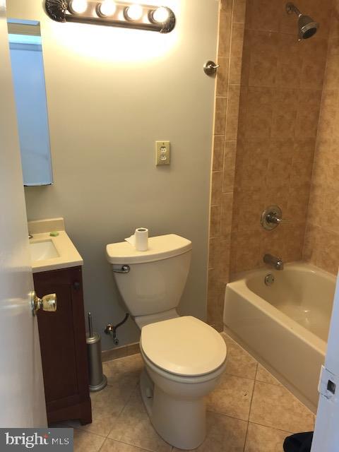 1039 Alpena Road Philadelphia, PA 19115 - Photo 11 of 24