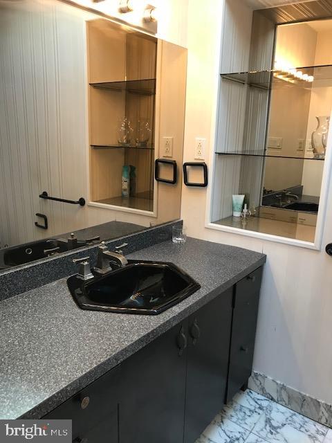 1039 Alpena Road Philadelphia, PA 19115 - Photo 13 of 24