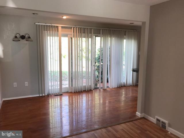 1039 Alpena Road Philadelphia, PA 19115 - Photo 3 of 24