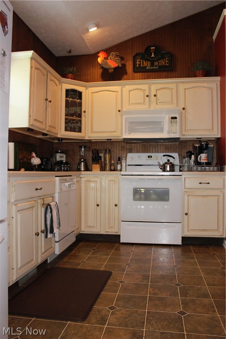 6130 Stoney Ridge Road North Ridgeville, OH 44039 - Photo 4 of 35