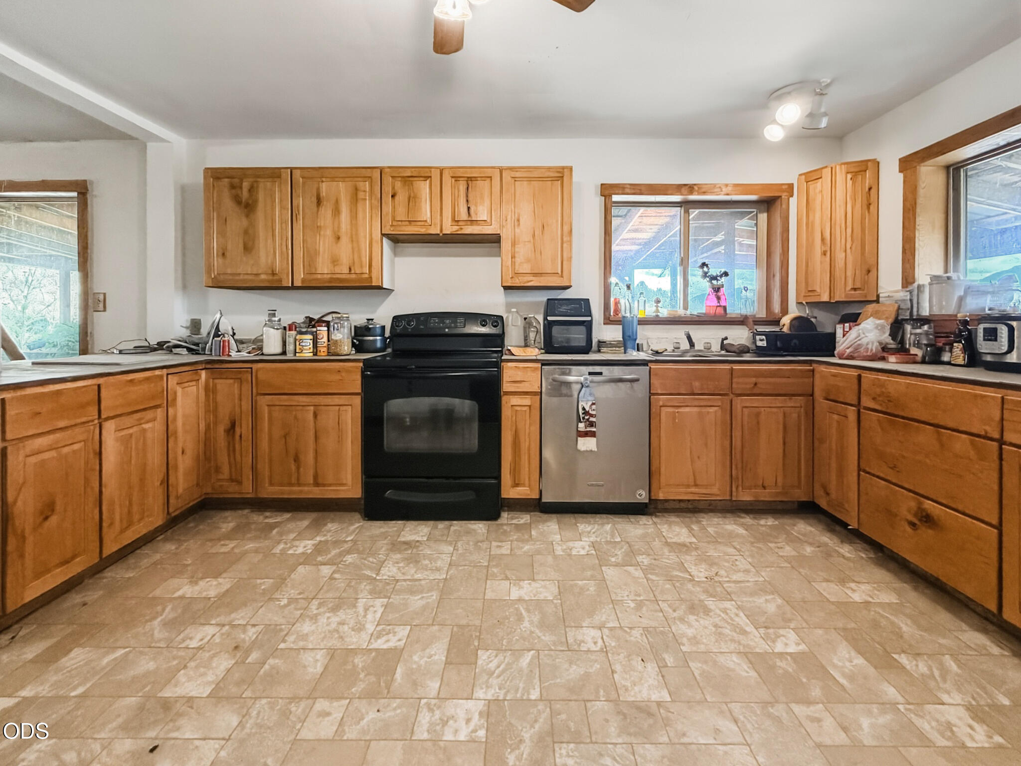 655 North Washington Street Prairie City, OR 97869 - Photo 8 of 36