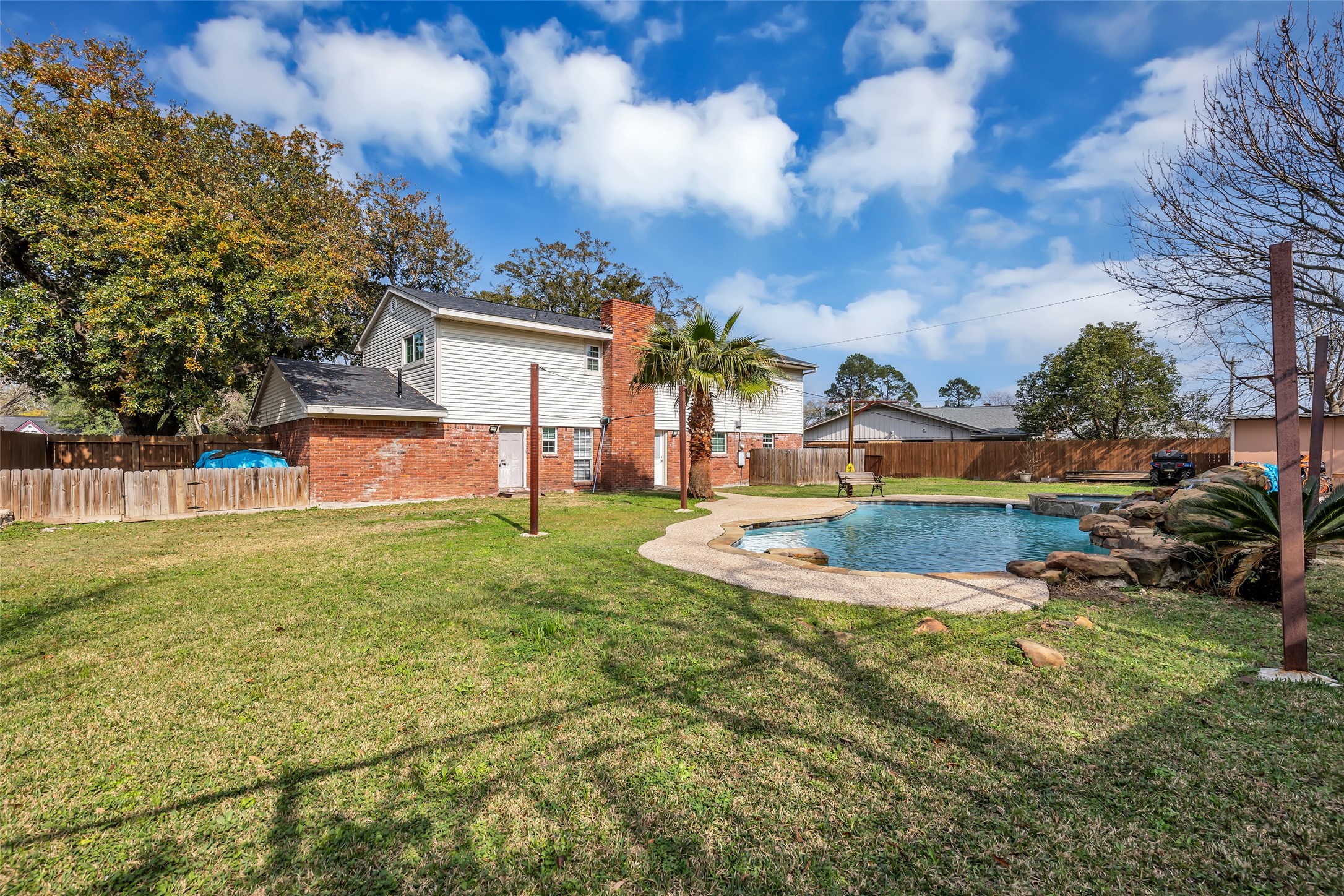 5007 Inverness Drive Baytown, TX 77521 - Photo 8 of 30