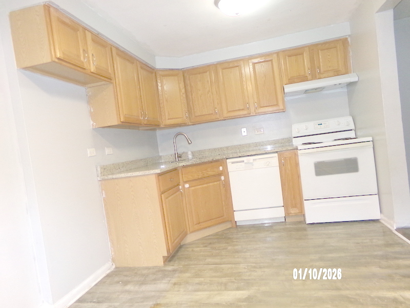 2018 West 111th Street, Unit 2018 Chicago, IL 60643 - Photo 6 of 15