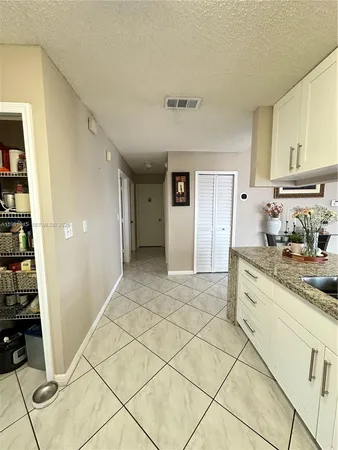 $3,600 | 15318 Southwest 41st Terrace, Miami, FL 33185