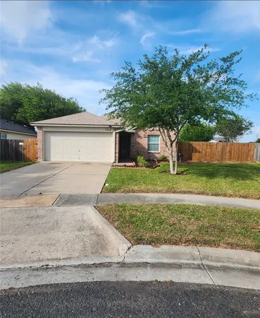 $2,000 | 7910 Labrador Drive, Corpus Christi, TX 78414