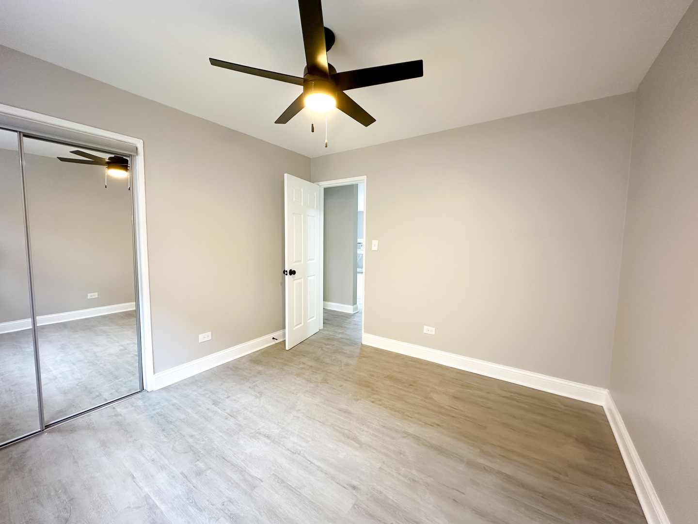 4300 North Keystone Avenue, Unit 2A Chicago, IL 60641 - Photo 11 of 13