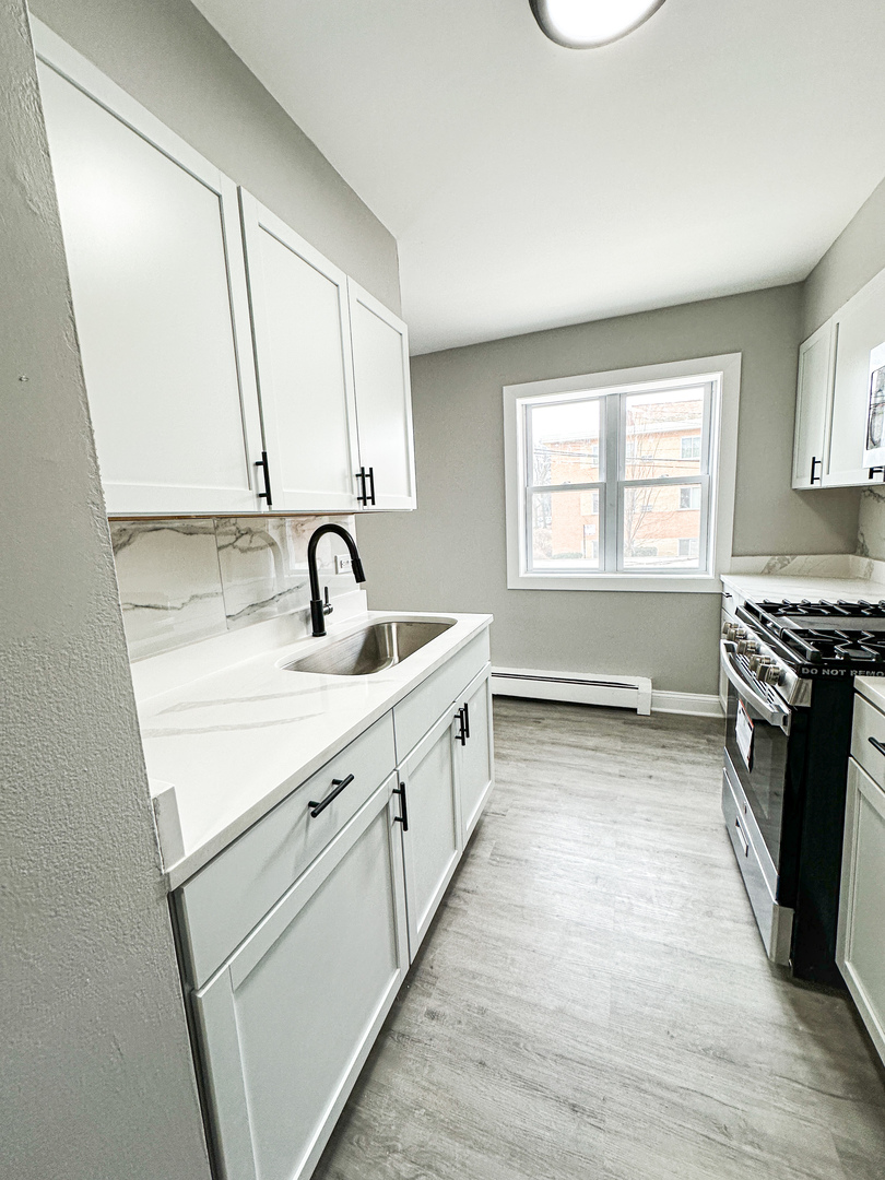 4300 North Keystone Avenue, Unit 2A Chicago, IL 60641 - Photo 2 of 13