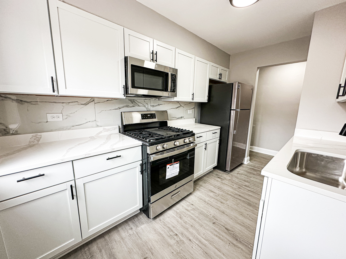 4300 North Keystone Avenue, Unit 2A Chicago, IL 60641 - Photo 3 of 13