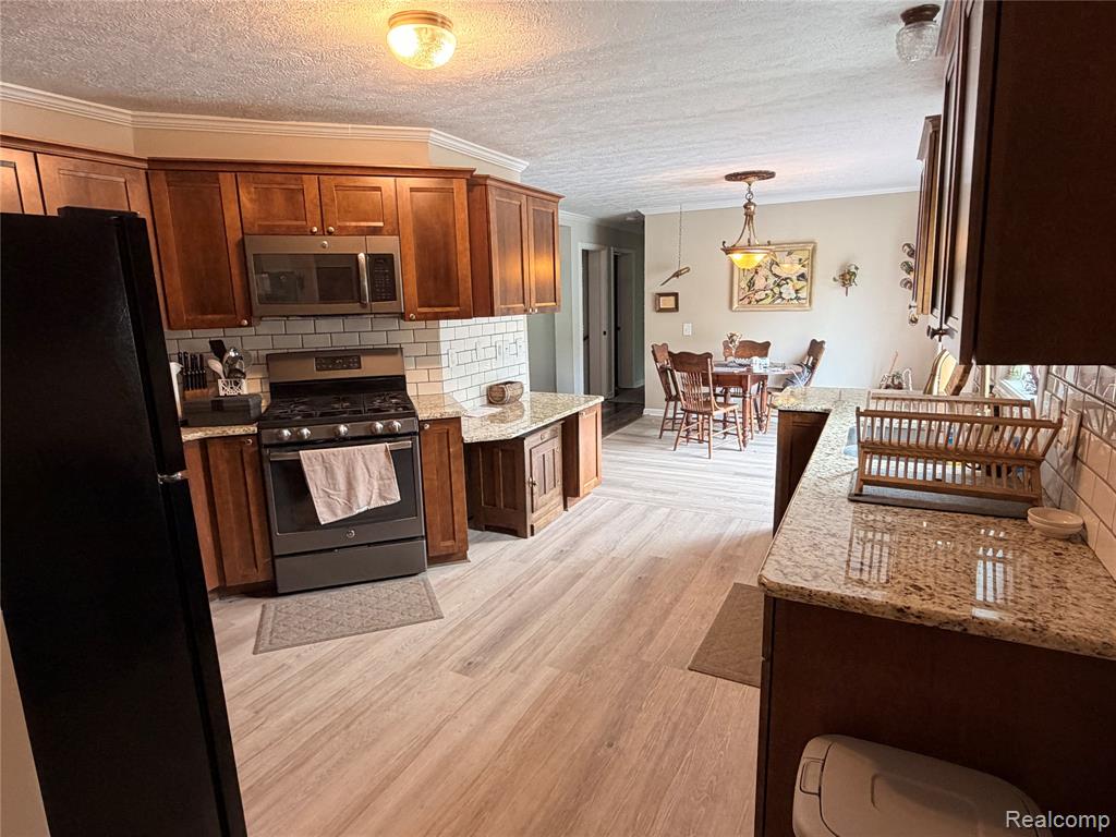 337 Lafayette Street Manchester, MI 48158 - Photo 8 of 43