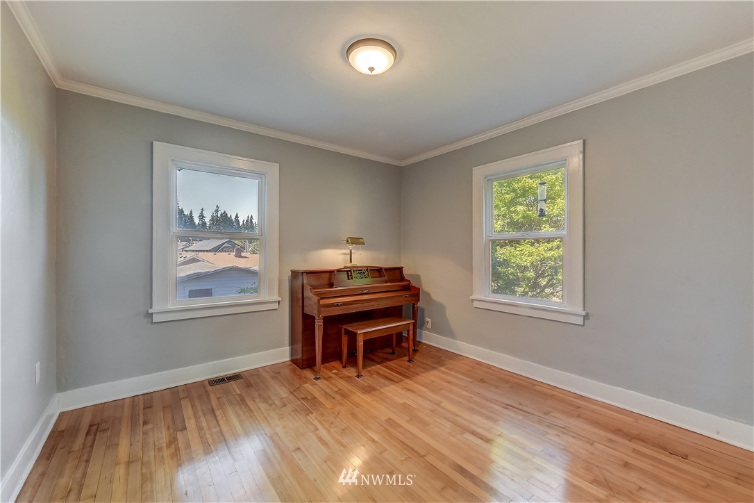 5620 Lowell Road Everett, WA 98203 - Photo 15 of 25