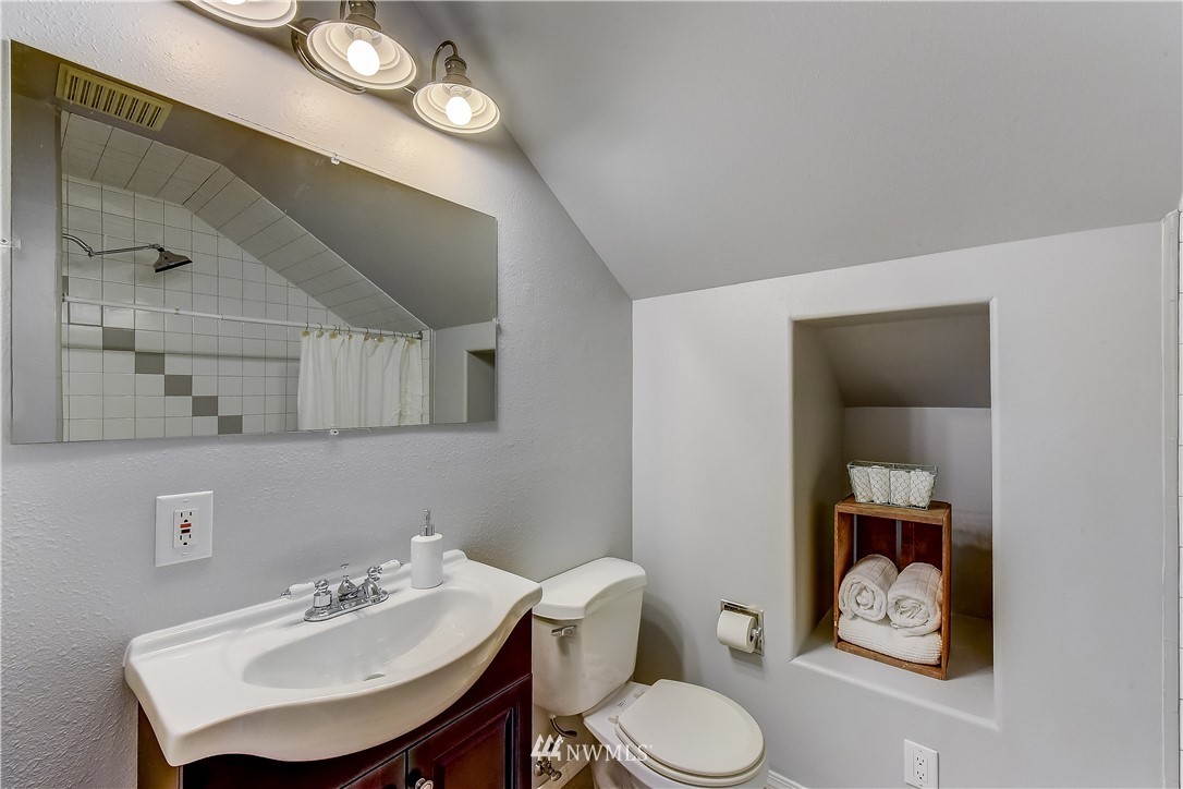 5620 Lowell Road Everett, WA 98203 - Photo 17 of 25