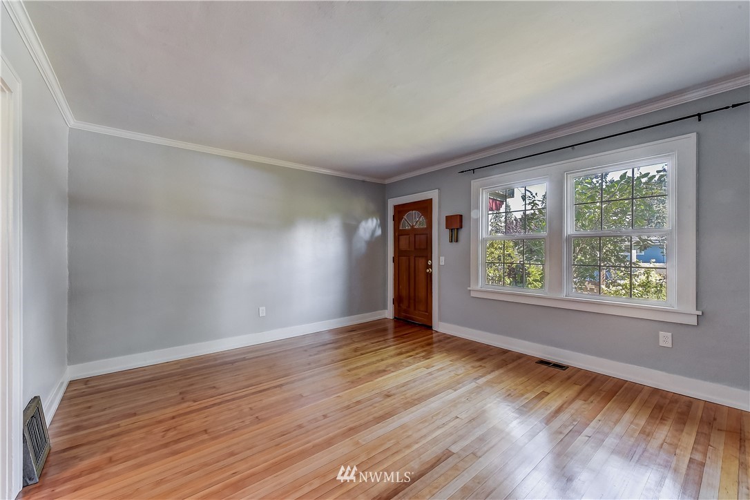 5620 Lowell Road Everett, WA 98203 - Photo 5 of 25