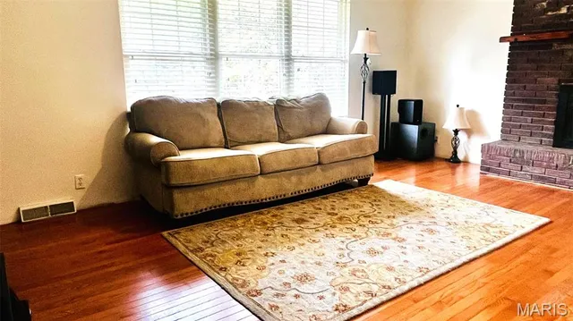 $215,000 | 7141 Grob Road, Gerald, MO 63037