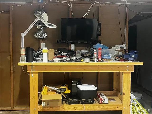 $215,000 | 7141 Grob Road, Gerald, MO 63037