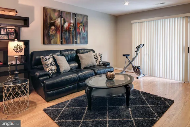 $3,100 | 6351 Wind Rider Way, Columbia, MD 21045