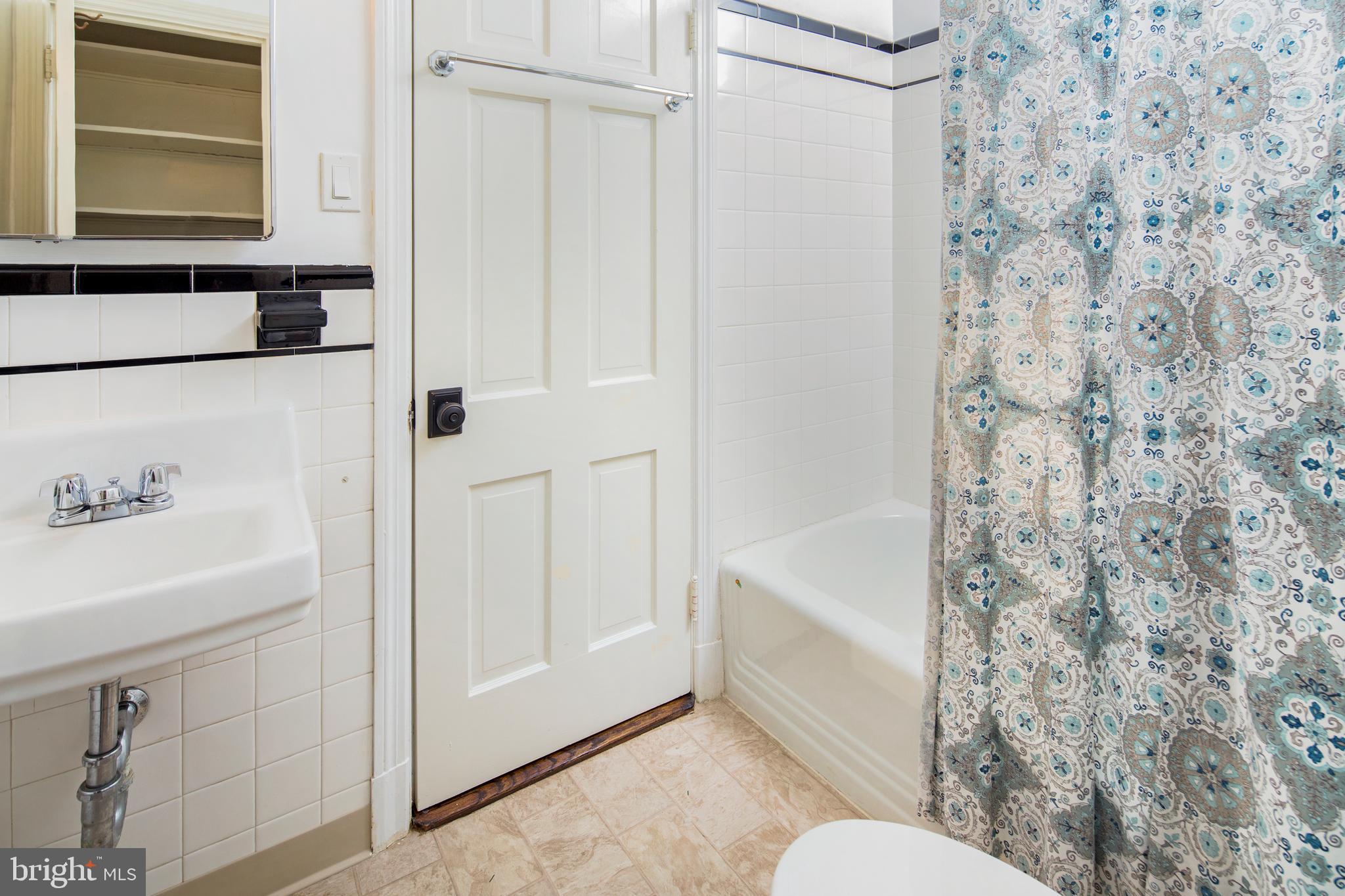 9206 Crosby Road Silver Spring, MD 20910 - Photo 35 of 44 Upper Hall Bath