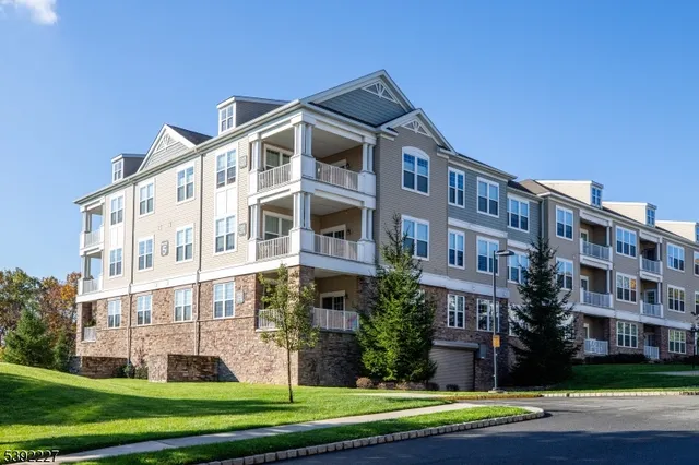 $469,000 | 5307 Veterans Drive, Unit 5307, Wharton, NJ 07885