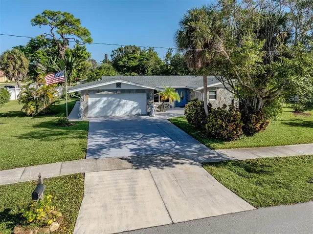 $610,000 | 104 Fiesole Street, Venice, FL 34285