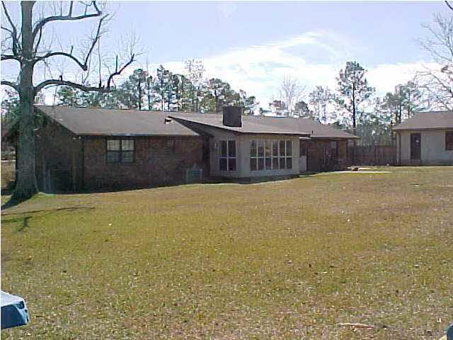 2249 Stallion Road Cantonment, FL 32533 - Photo 17 of 20 great look at the back of the home, Florida room