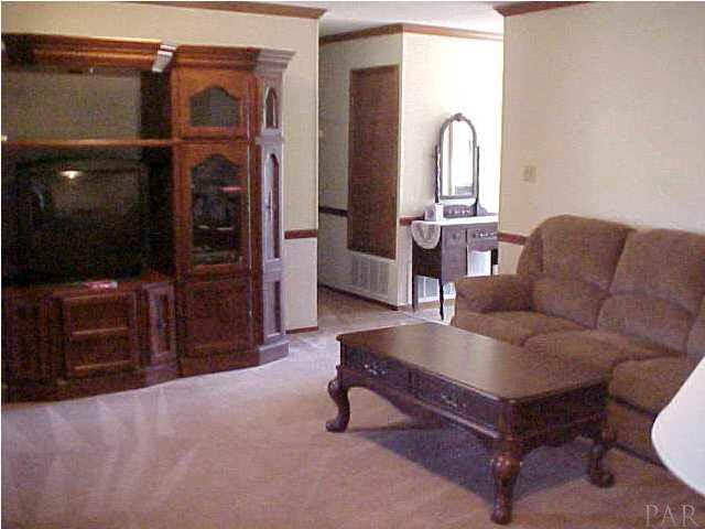 2249 Stallion Road Cantonment, FL 32533 - Photo 9 of 20 spacious family room
