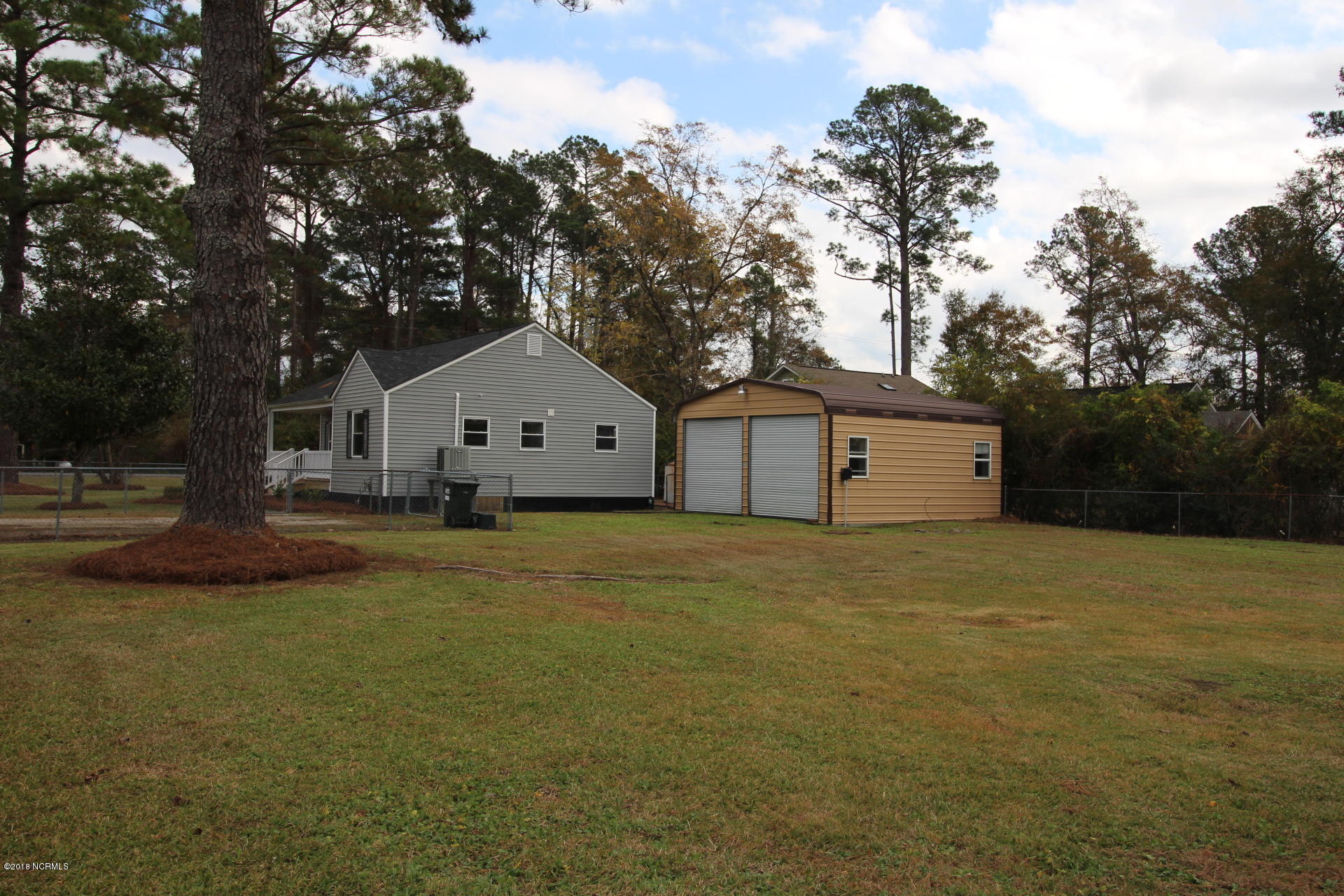 200 Riverside Drive New Bern, NC 28560 - Photo 58 of 64 Property completely fenced