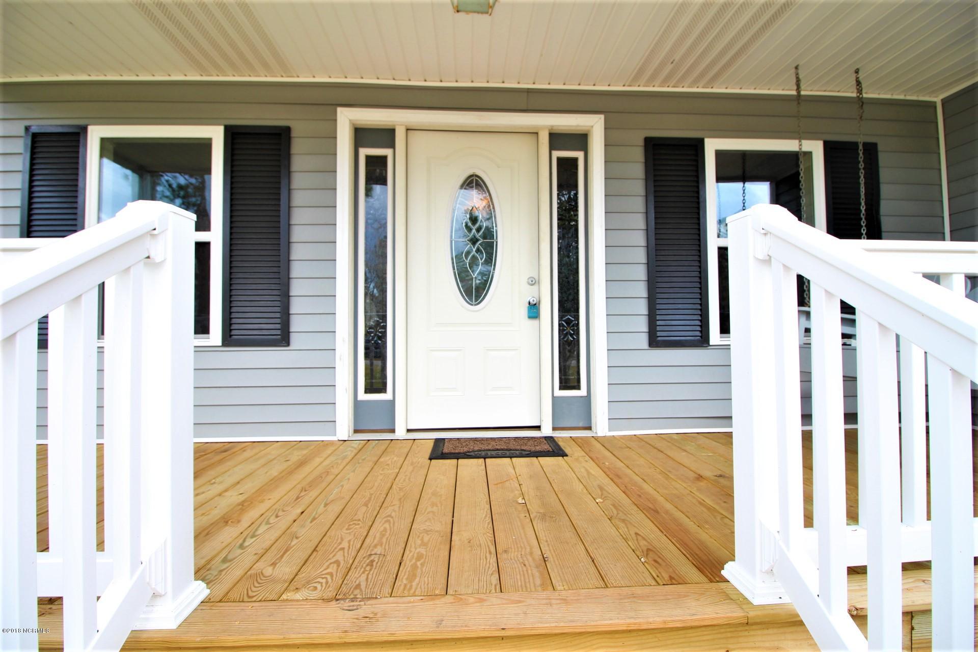 200 Riverside Drive New Bern, NC 28560 - Photo 6 of 64 Beautiful!!!!