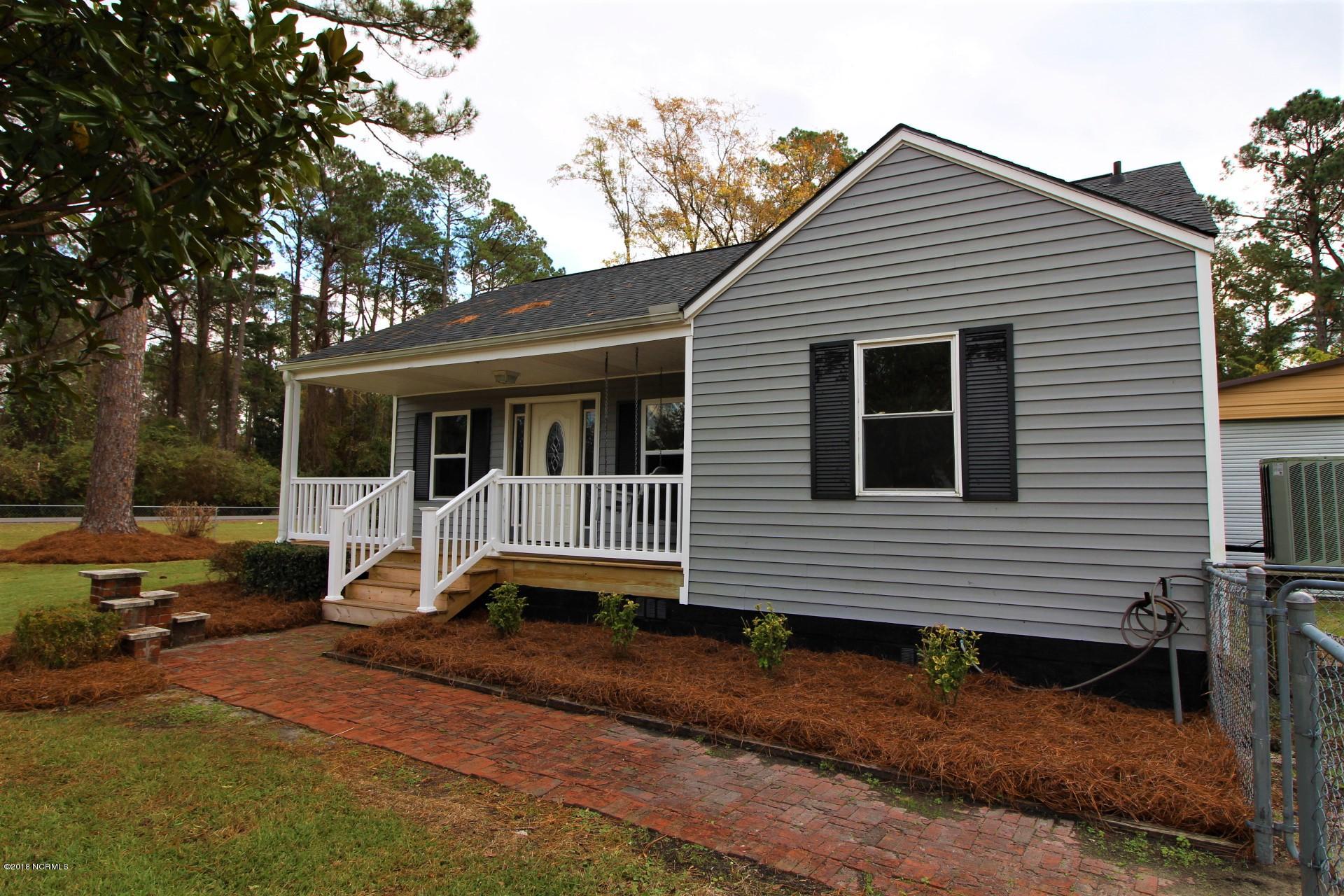 200 Riverside Drive New Bern, NC 28560 - Photo 61 of 64 Brick sidewalk
