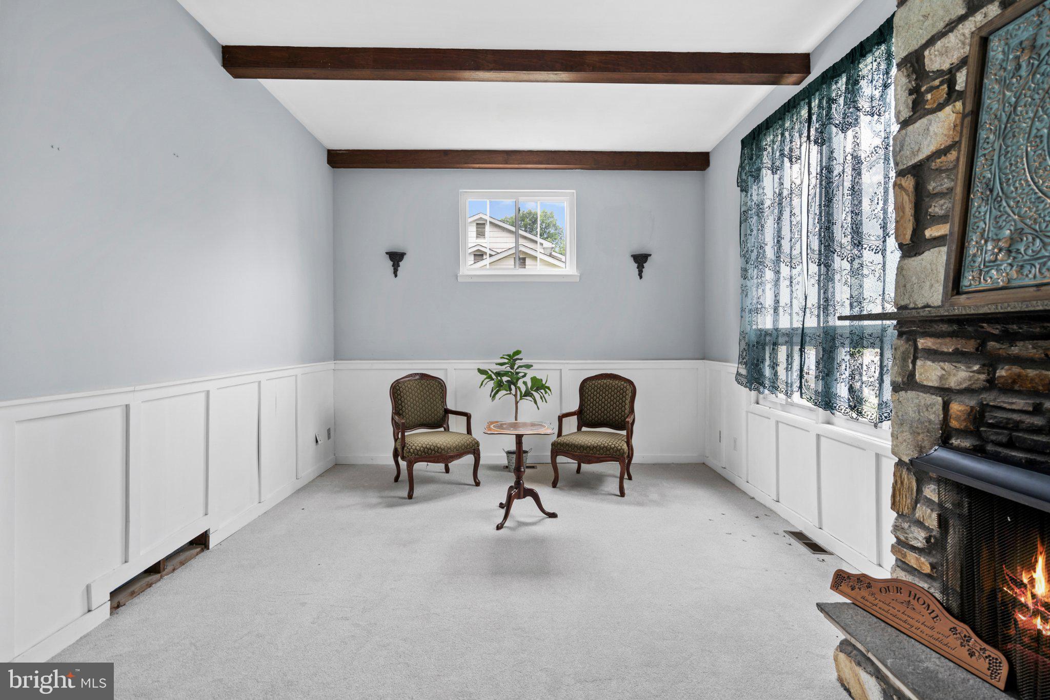 609 Foster Road Cheltenham, PA 19012 - Photo 21 of 44 Bright and inviting living space.