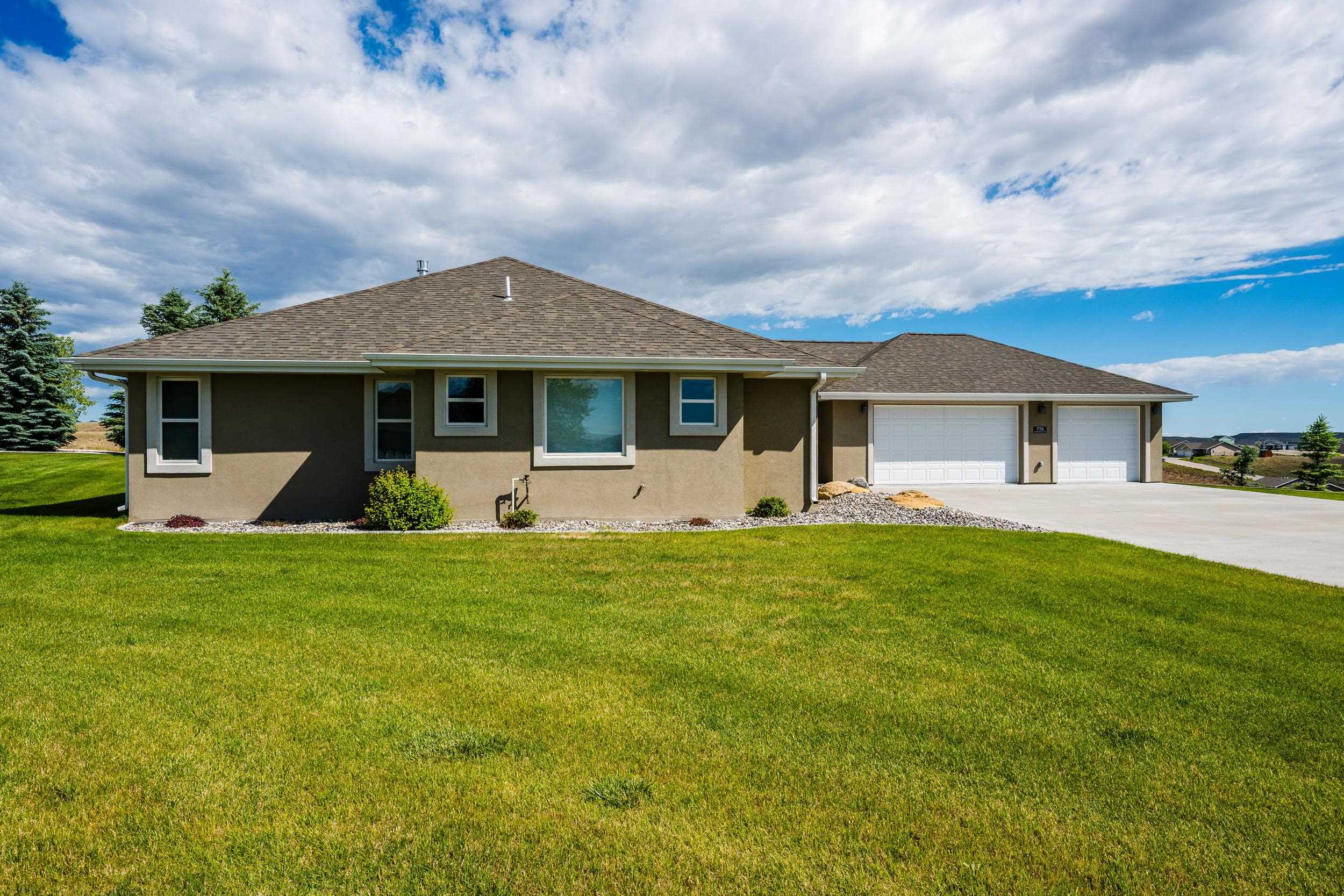 770 North Ridge Way Buffalo, WY 82834 - Photo 2 of 37