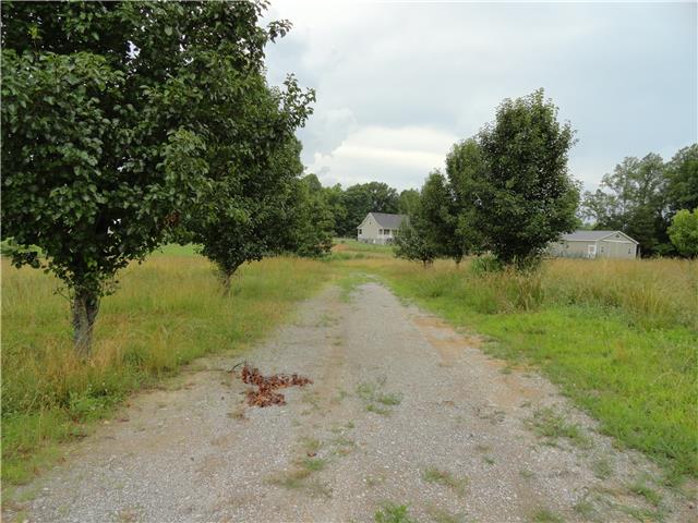 609 Colliers Bend Road Charlotte, TN 37036 - Photo 10 of 14 Gallery Image 10
