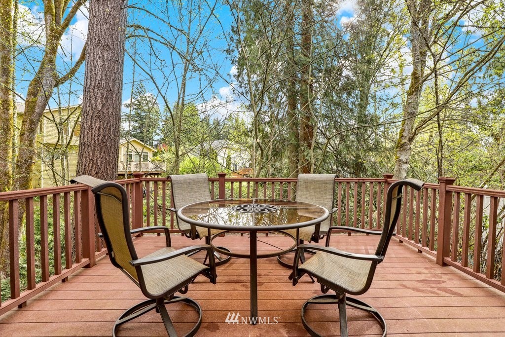 20007 8th Drive Southeast Bothell, WA 98012 - Photo 29 of 39 Gallery Image 29