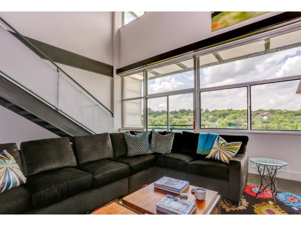 2205 North Lamar Blvd Unit 221  