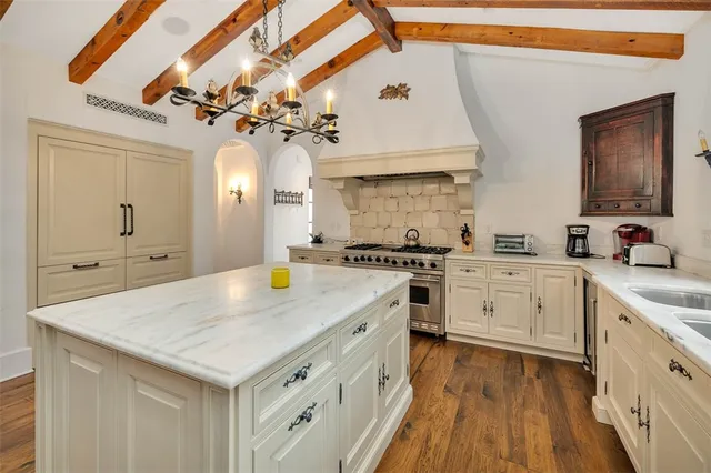 $6,875,000 | 204 8th Street, Unit COTTAGE 44), Sea Island, GA 31561