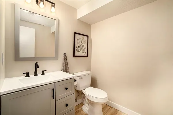 $485,000 | 3510 Northeast Kingwood Place, Lee's Summit, MO 64064