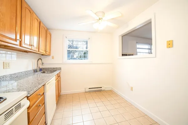 $1,875 | 13 Summer Street, Unit 5, Westborough, MA 01581