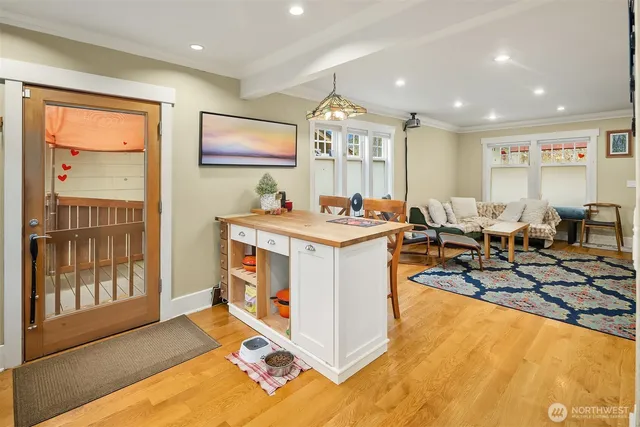 $1,385,000 | 6016 44th Avenue Southwest, Seattle, WA 98136