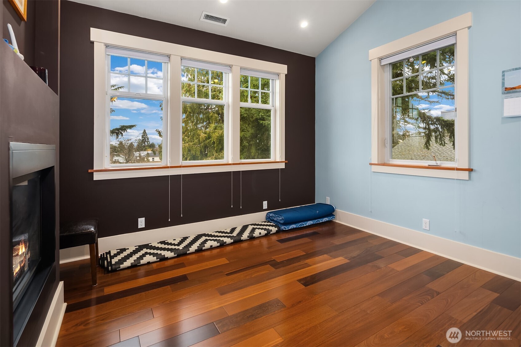 6016 44th Avenue Southwest Seattle, WA 98136 - Photo 17 of 31