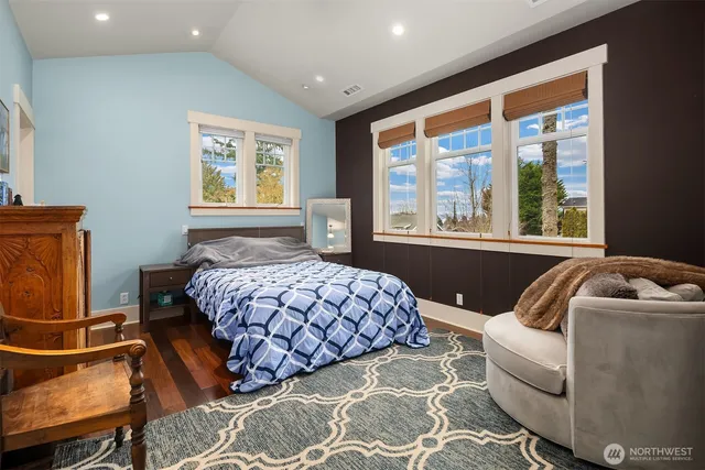 $1,385,000 | 6016 44th Avenue Southwest, Seattle, WA 98136